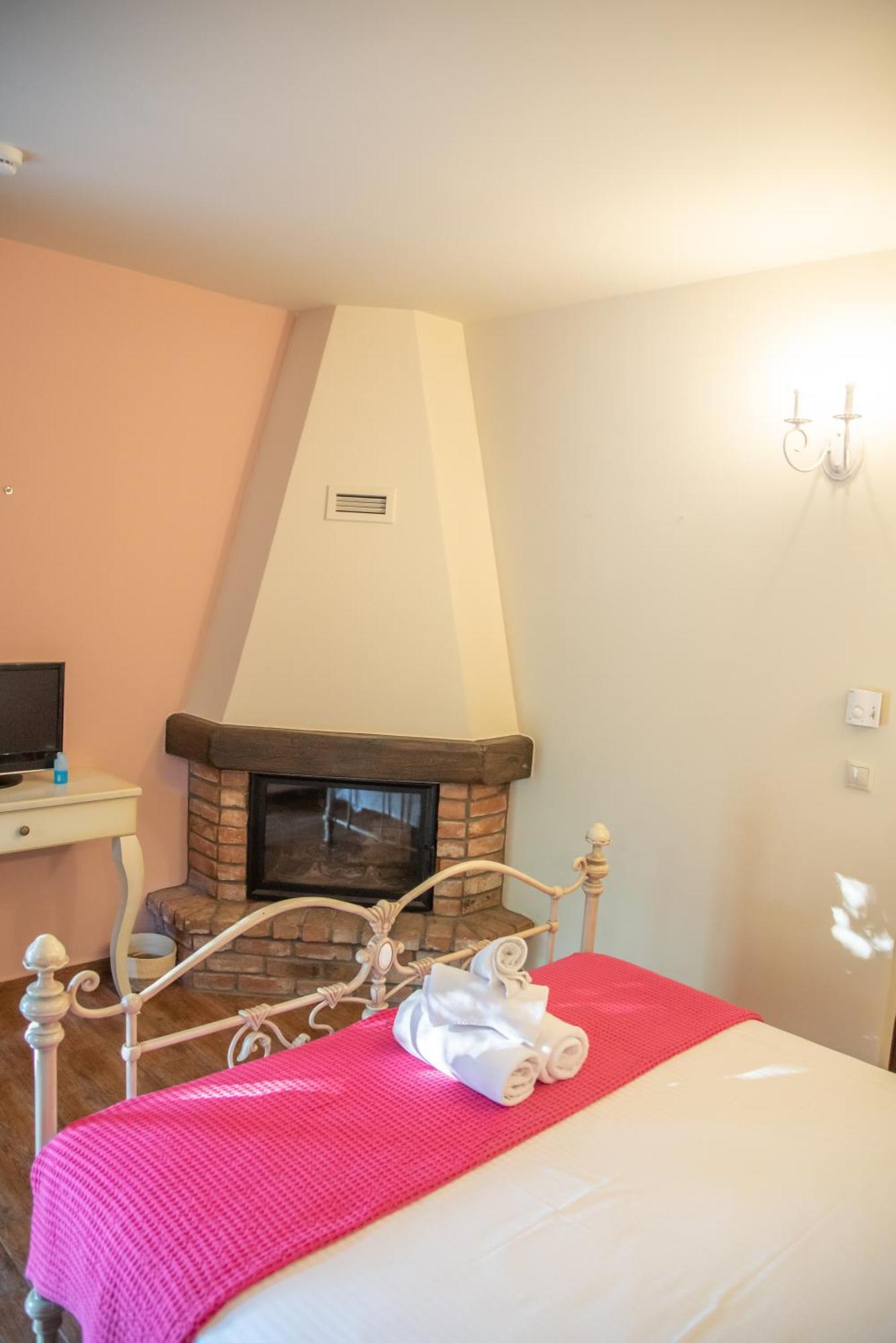 Imon Wellness Apartment ปาเลออส ปานเตเลมอน ภายนอก รูปภาพ